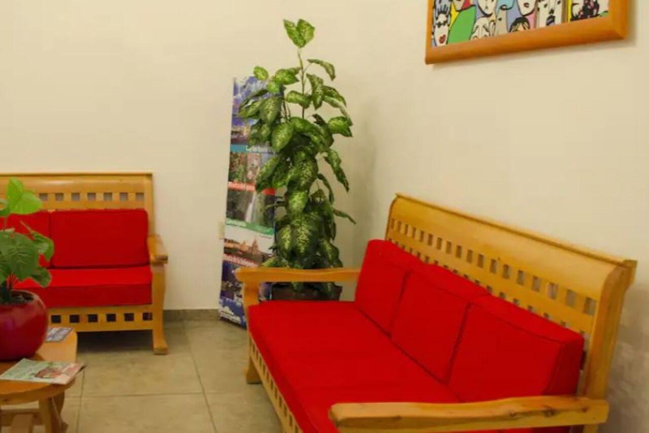 Cinco De Mayo Hotel 克雷塔罗 外观 照片