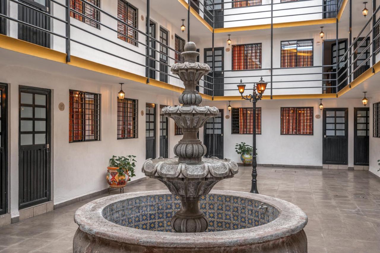 Cinco De Mayo Hotel 克雷塔罗 外观 照片