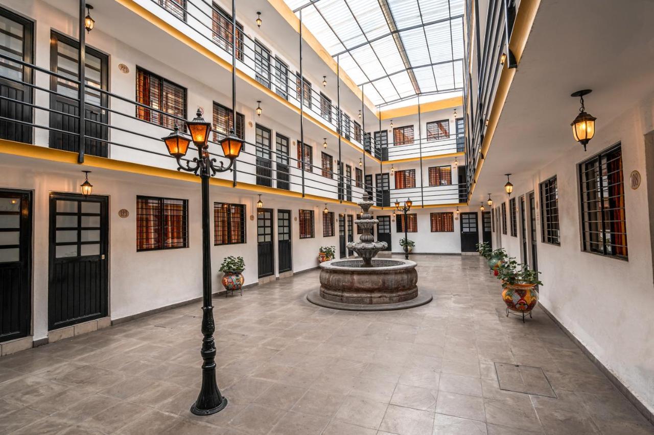 Cinco De Mayo Hotel 克雷塔罗 外观 照片